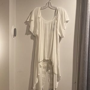 NWT TORRID HIGH LOW OFF SHOULDER BLOUSE IN SIZE 2